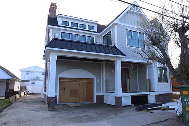 302 E Hollywood Avenue <br/>Wildwood Crest New Jersey 08260